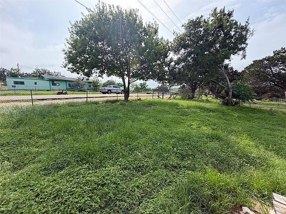 3rd image of 539 Scott Way
