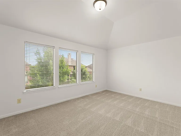 3814 Hunters Gate Ct — Photo 17