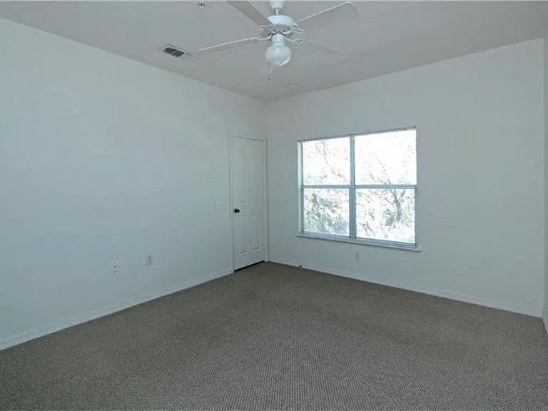 2133 Shadow View Cir — Photo 17