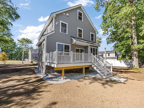 5th image of 48 Beach Rd #C
