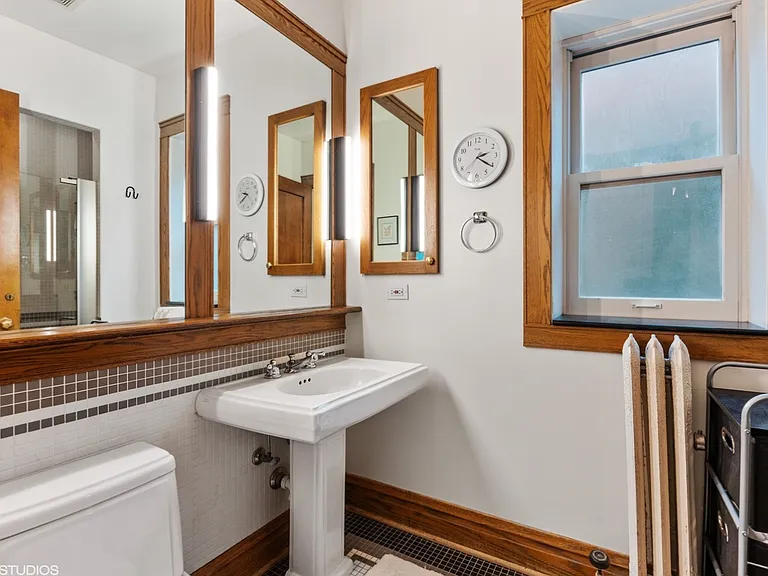 1119 W North Shore Ave #2 — Photo 12