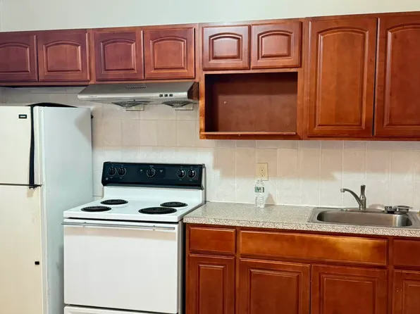 94-61 43rd Avenue image 10 of 14