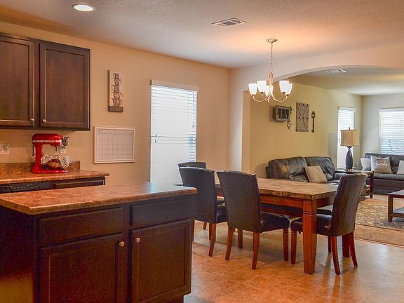 5th image of 159 Creekview Dr