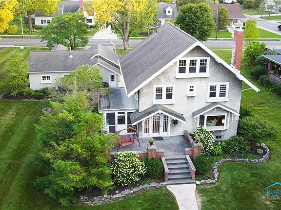 4th image of 333 Campus Dr