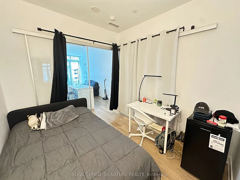 7 Grenville St #702 — Photo 29