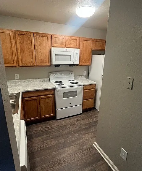 5515 W Loop 281 — Photo 17