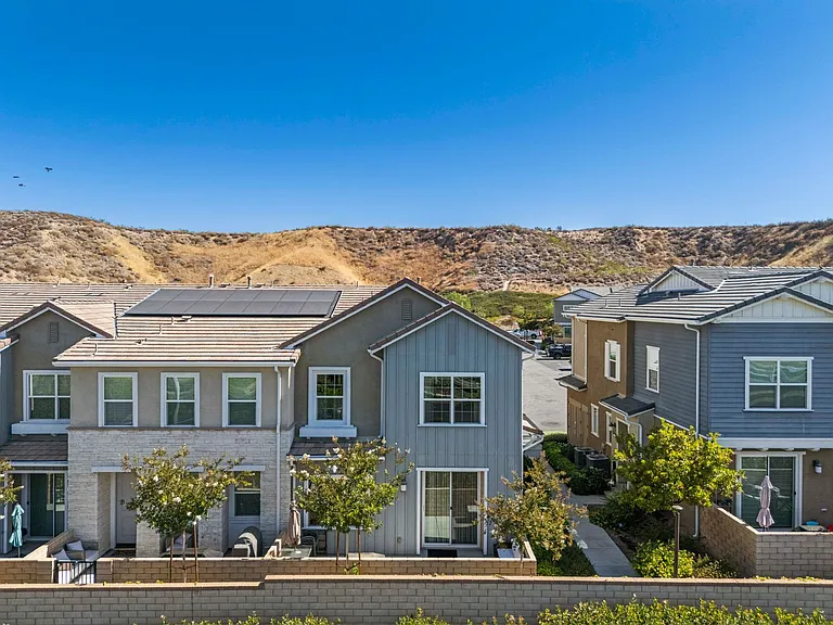 22760 Harmony Dr — Photo 1