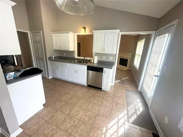 2743 Sam Calvin Dr — Photo 6