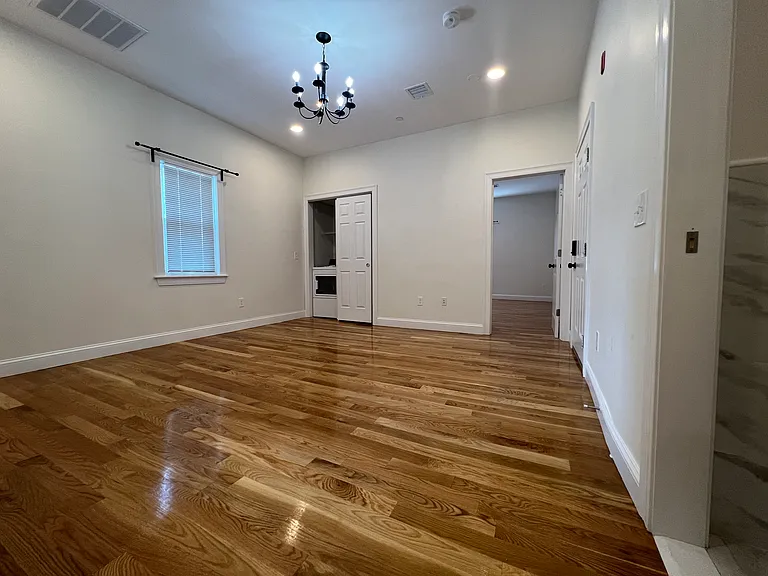 54 Walker St #2 — Photo 4
