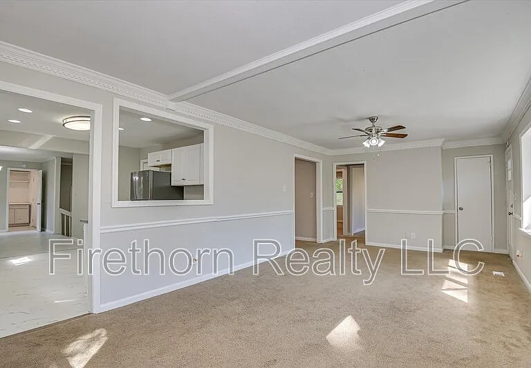2349 Henry Cir — Photo 9