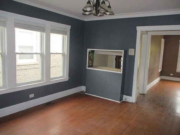5th image of 1726 N Melvina Ave
