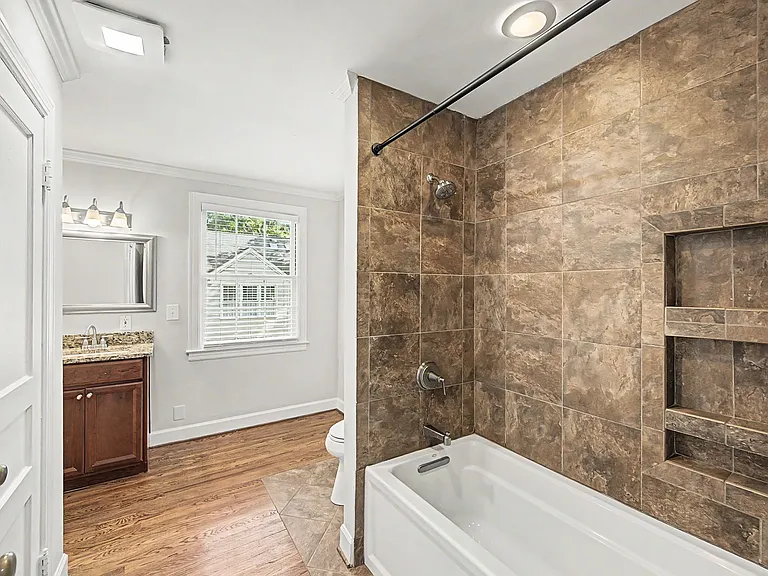 3501 Foxhall Rd — Photo 17