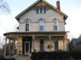 214 Arch St, Leavenworth, KS 66048
