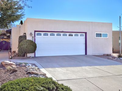 5518 Amigo Way NE, Albuquerque, NM, 87111
