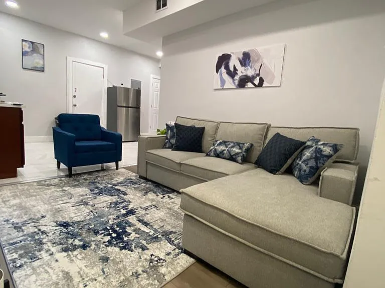 26 Elizabeth Ave #2C — Photo 8