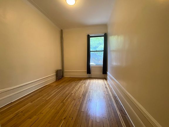 5th image of 530 W 136th St APT 4
