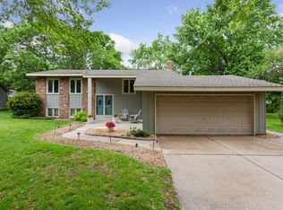 6150 Briardale Ct NE, Fridley, MN 55432