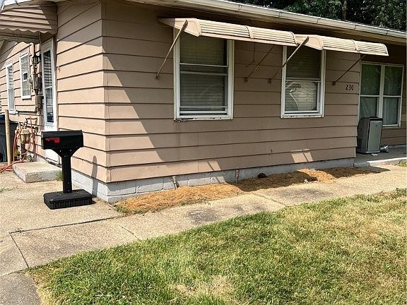 3rd image of 230 Illinois Ave