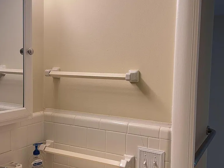 215 Woodlawn Dr — Photo 16