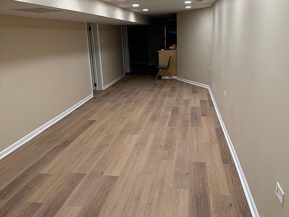 4th image of 6838 S Lowe Ave