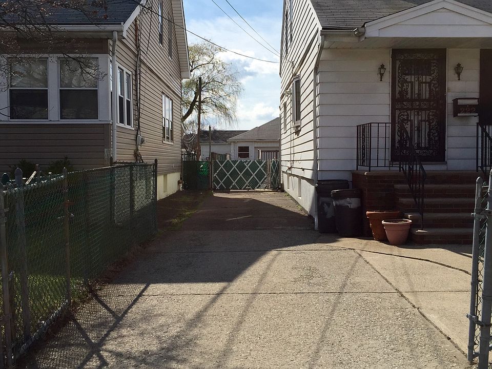 2nd image of 222-224 Trenton Ave