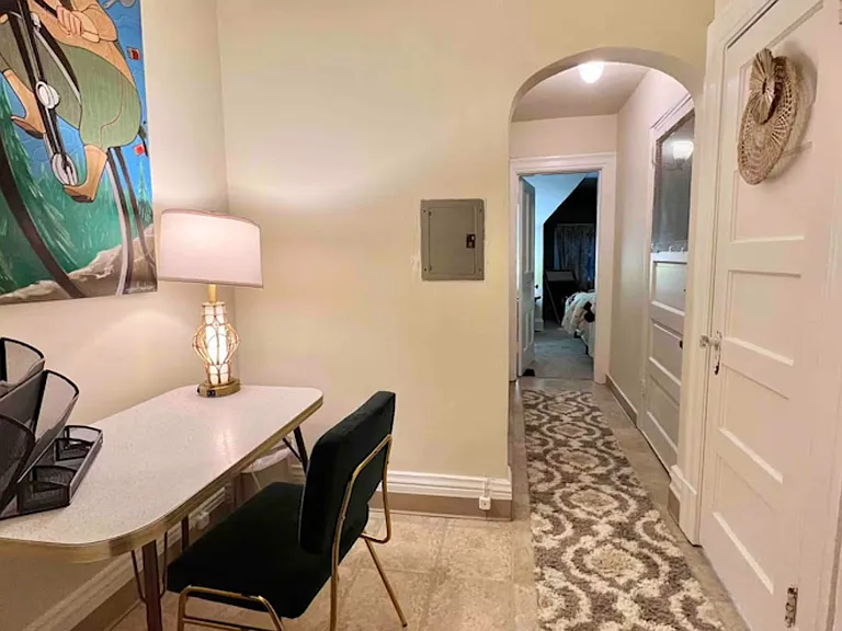 822 N Euclid Ave #3 — Photo 1