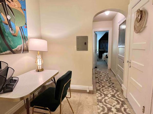 822 N Euclid Ave Floor 3