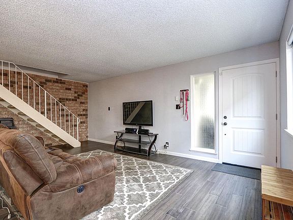 5th image of 1362 Branham Ln Unit 3