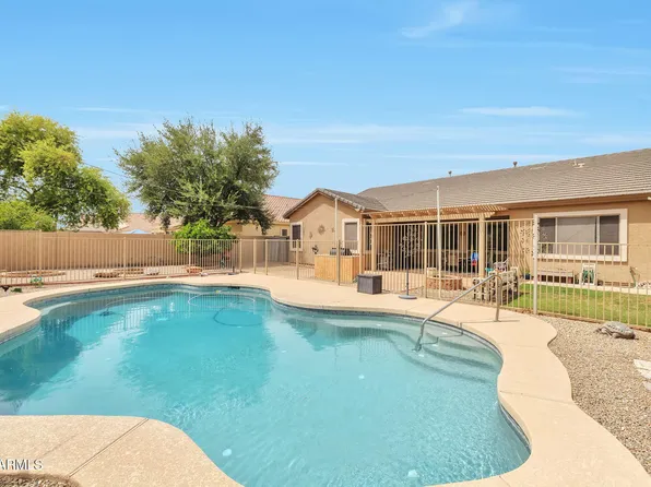 8807 W CAROLE Lane, Glendale, AZ 85305
