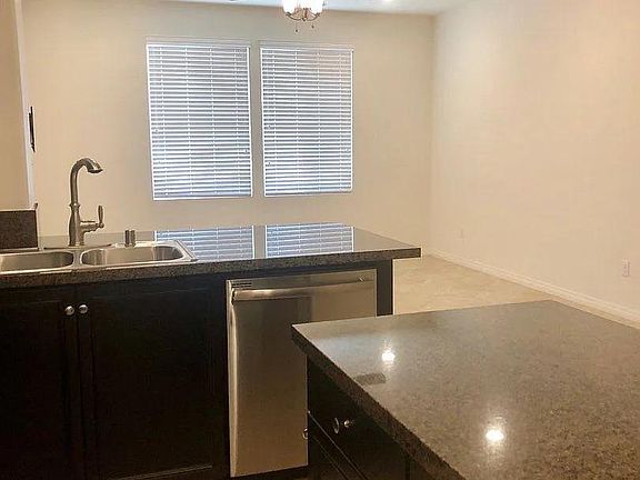 3rd image of 28823 Calle De La Paz Dr