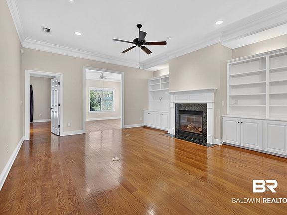 5th image of 30162 Persimmon Dr