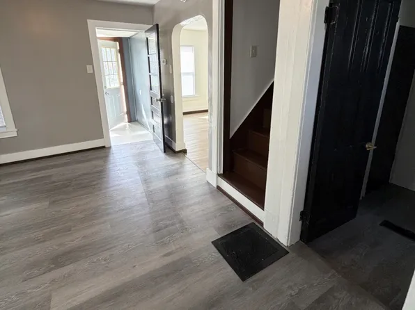 (undisclosed Address), Auburn, NY 13021
