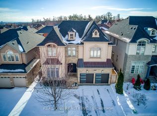 1384 Pinery Cres, Oakville, ON L6H 7J7