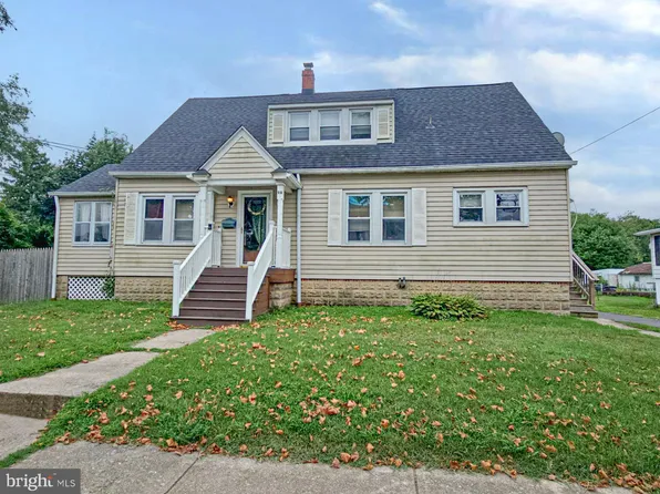 9 Zane St, Pennsville, NJ 08070