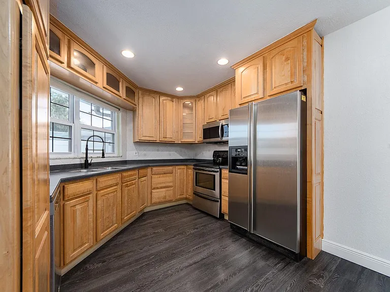Real wood Maple Cabinetry.