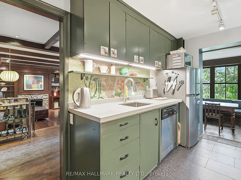 31 Glen Oak Dr — Photo 10