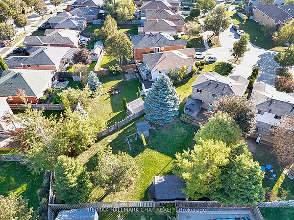 5th image of 24 Rundle Cres