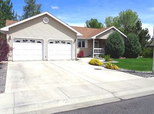 1007 Avenue K, Powell, WY 82435