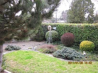 4th image of 1933 SE Portola Dr