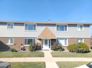 1518 Berg Dr #1N, Dolton, IL 60419
