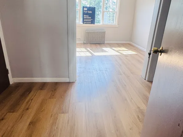 8231 Woodhaven Blvd Floor 2, Ridgewood, NY 11385