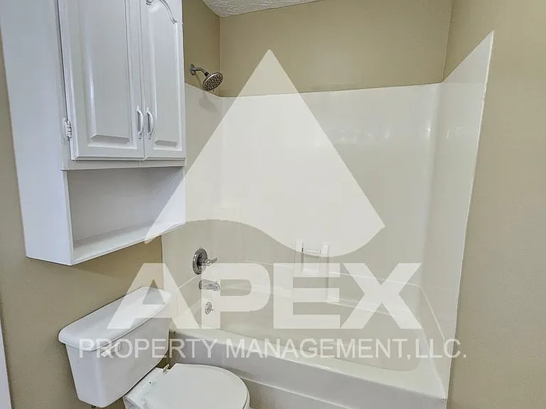 1331 Francis Station Dr — Photo 15