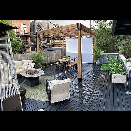 2nd image of 1029 N Wolcott Ave #2