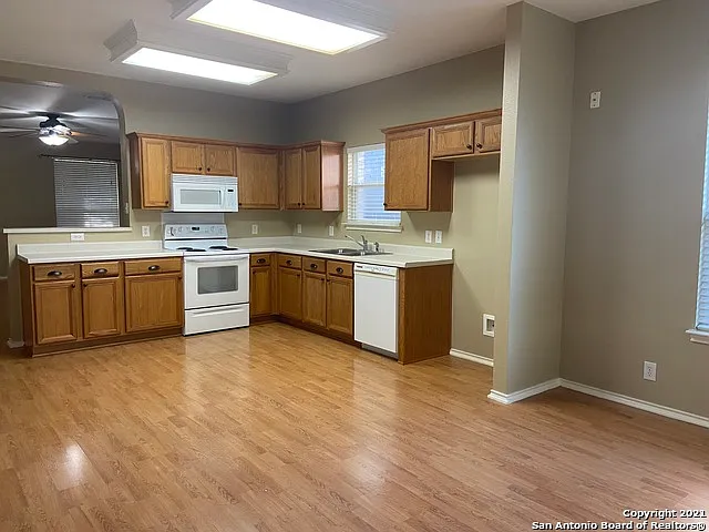 8642 Tioga Pass — Photo 6