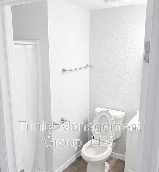 1509 Winding Way E #5 — Photo 9