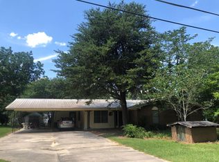 276 Burketts Ferry Rd, Hazlehurst, GA 31539