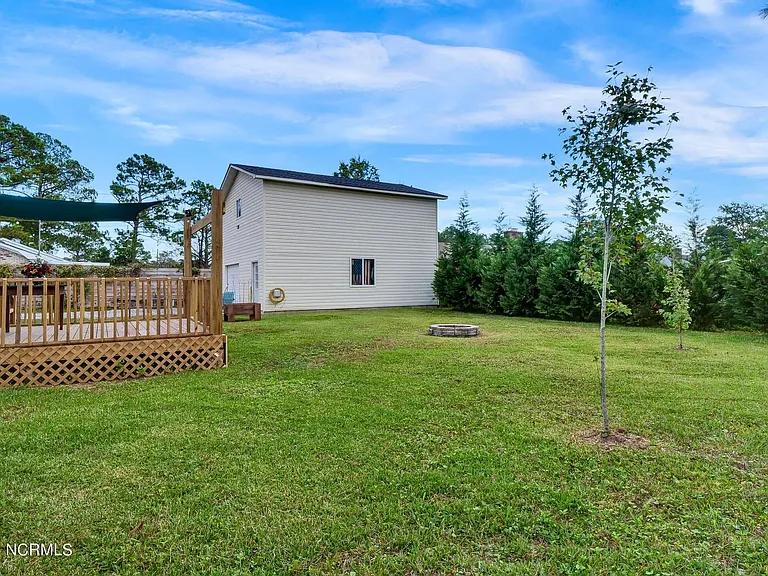 4646 Manchester Dr — Photo 22