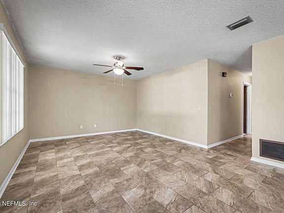 4th image of 626 CHARLES CARROL Street