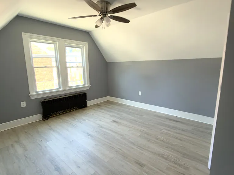 120 N Evans St — Photo 10