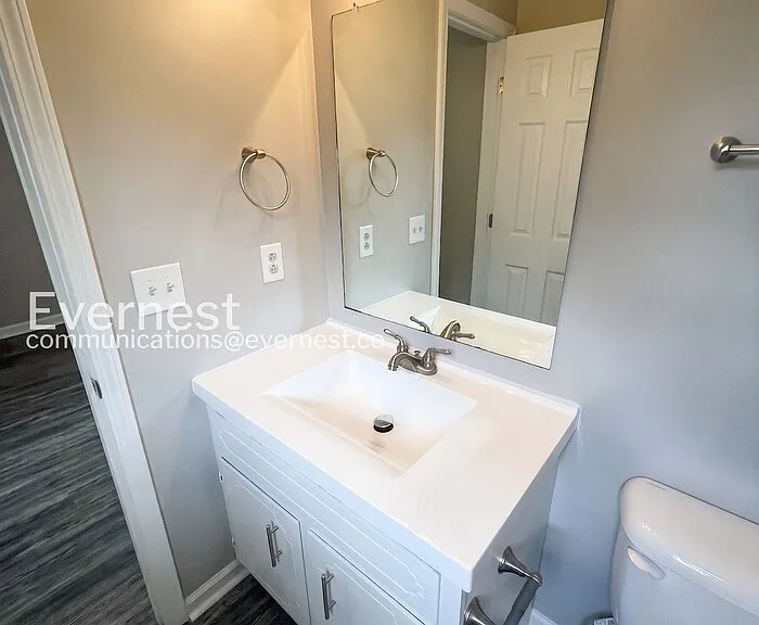 320 Donna Dr — Photo 11